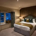 The Plough 5*