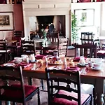 The Plough Estalagem