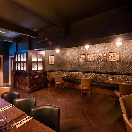 The Plough Inn 5*