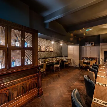 Fogadó The Plough 5*