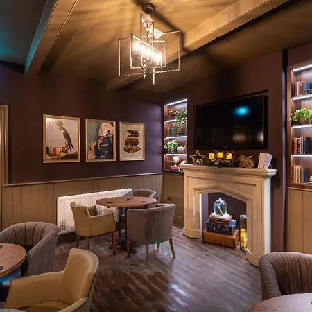The Plough 5*