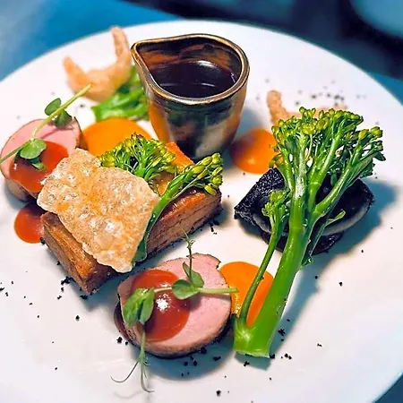 Gasthof The Plough 5*